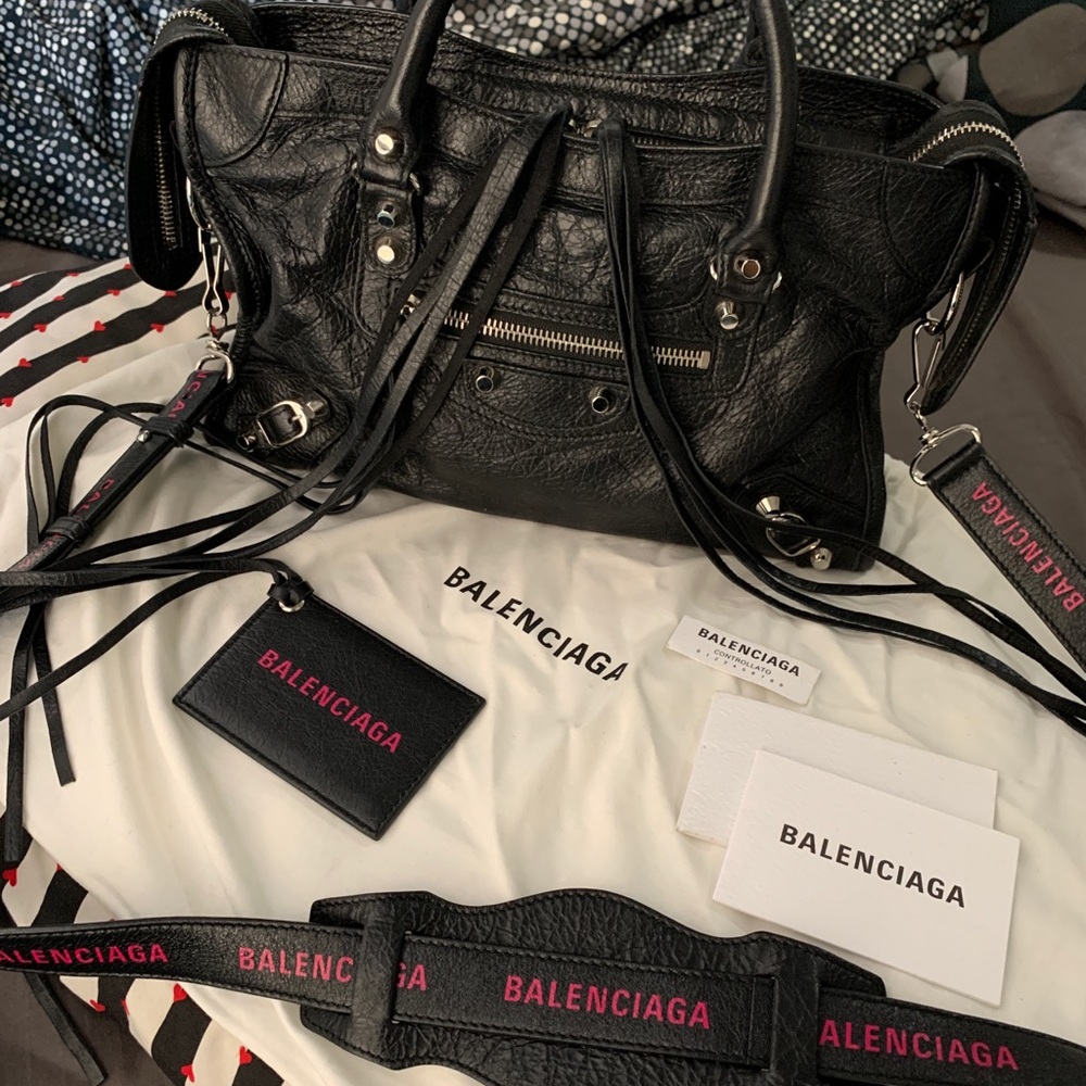 balenciaga agneau Classic Silver City S Logo Strap